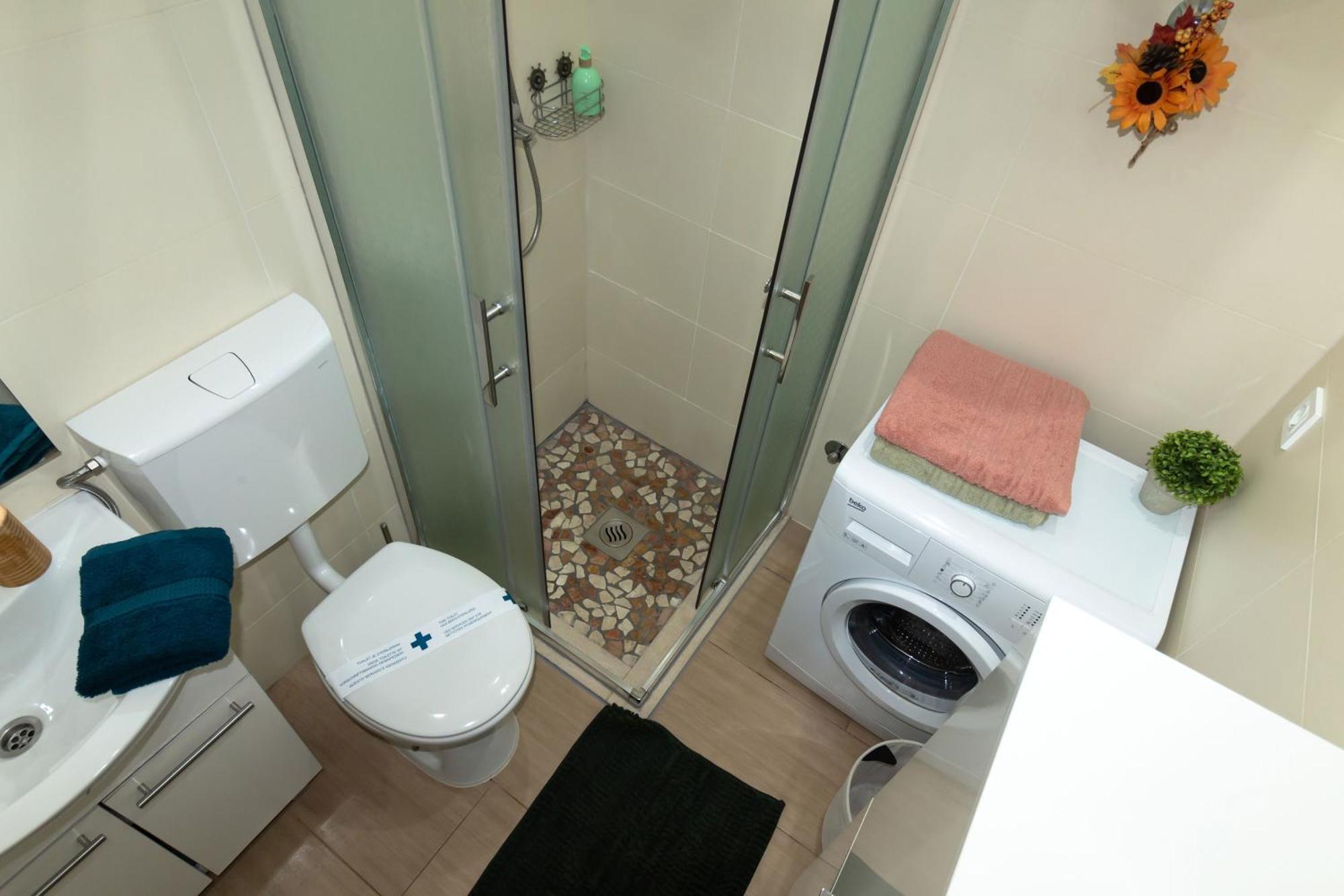 Moon Apartment Сплит Екстериор снимка